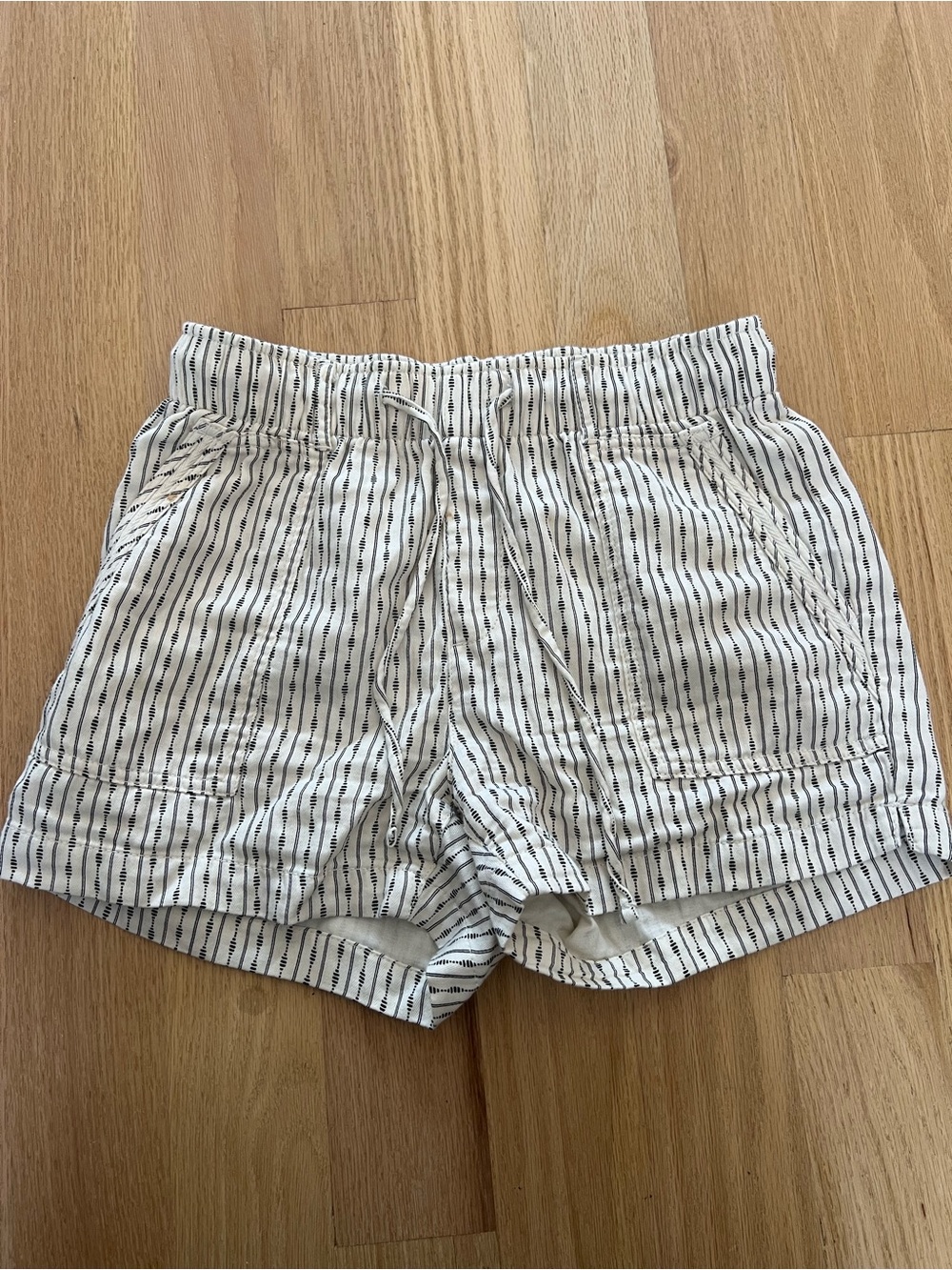 Old Navy White Shorts with Black Vertical Dash Stripes